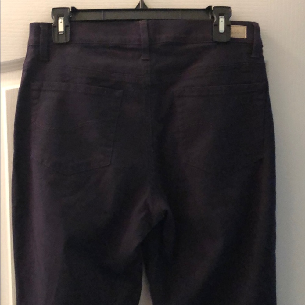 Jeans - Picture 3 of 4
